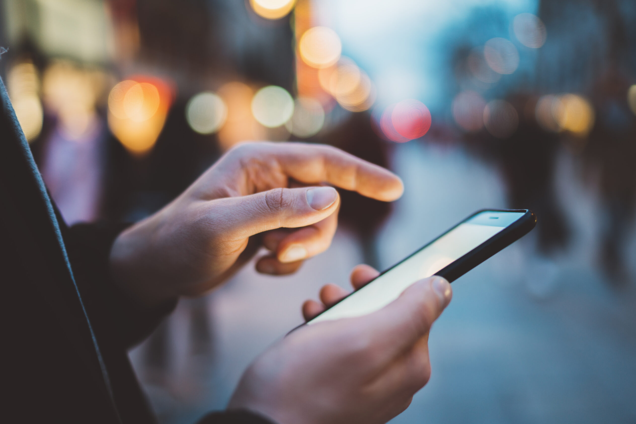 2. スマホは何度の熱まで耐えられる？